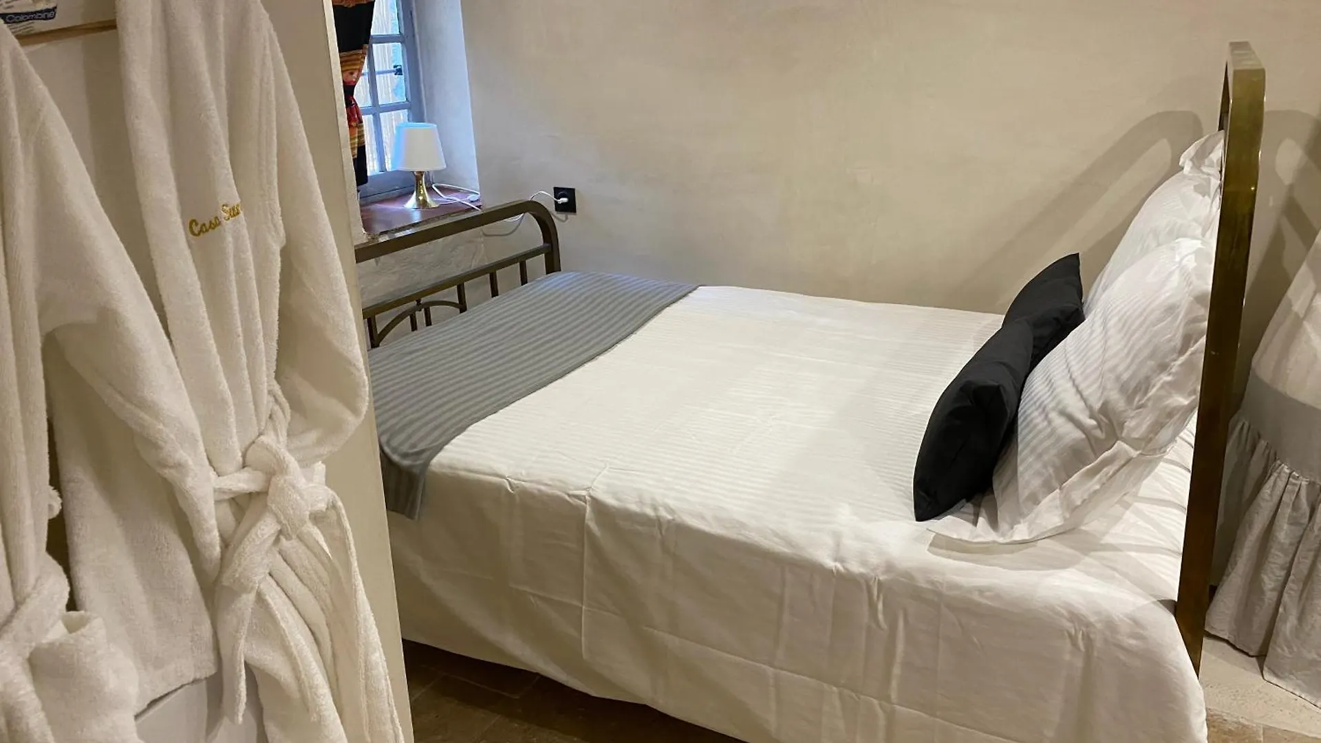 Guest house Loft Authentique 3 Stars Terrasse Vieux Port Hotel La Ciotat France